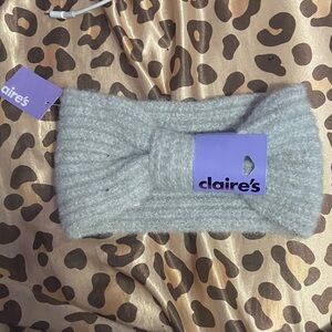 NWT claire’s soft gray knit headband